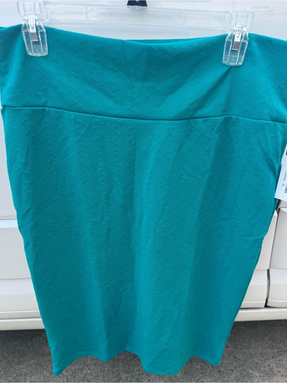 LulaRoe Cassie Skirt - Picture 8 of 8